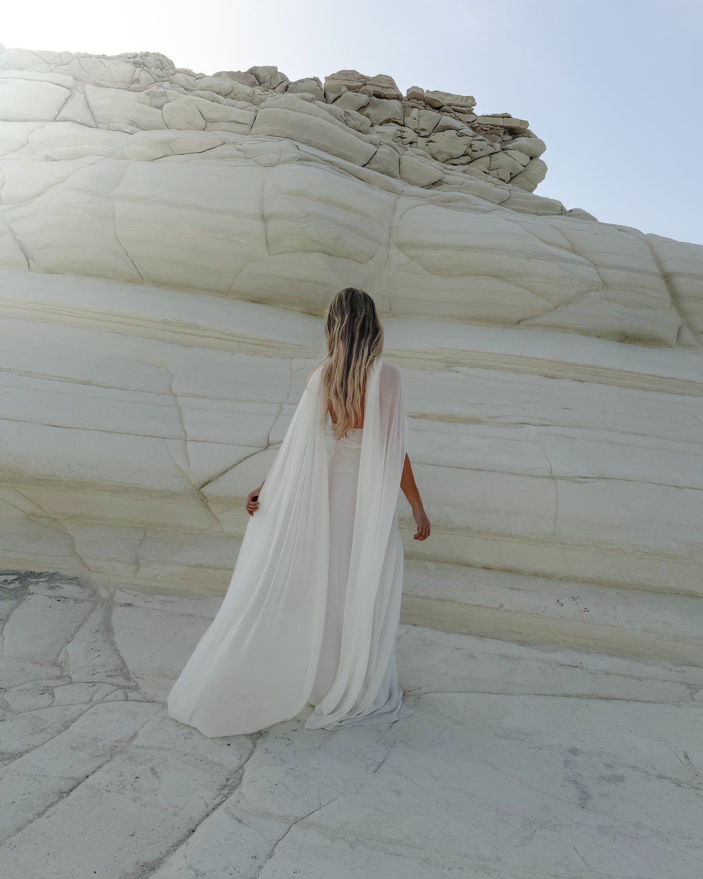 Medusa Cape White