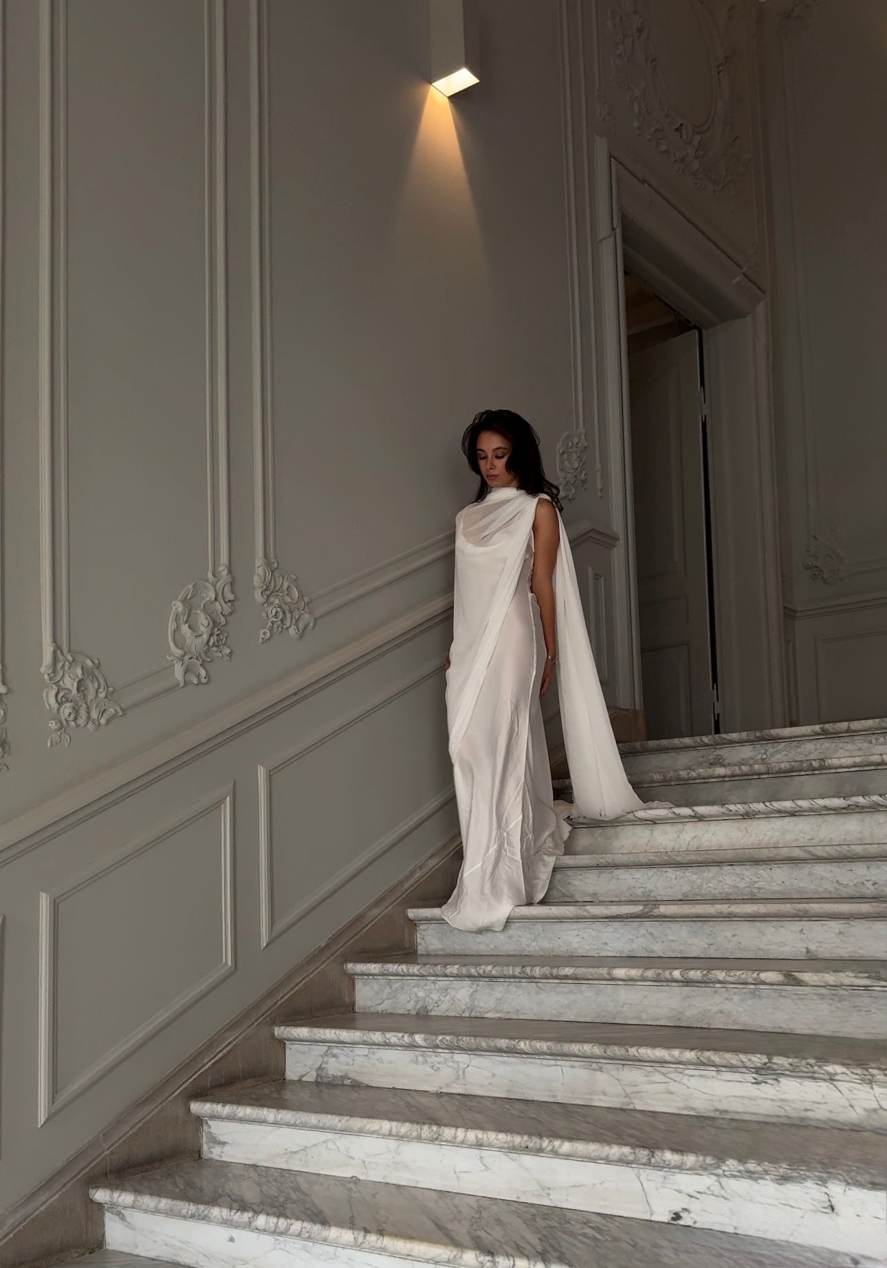 Medusa Cape White