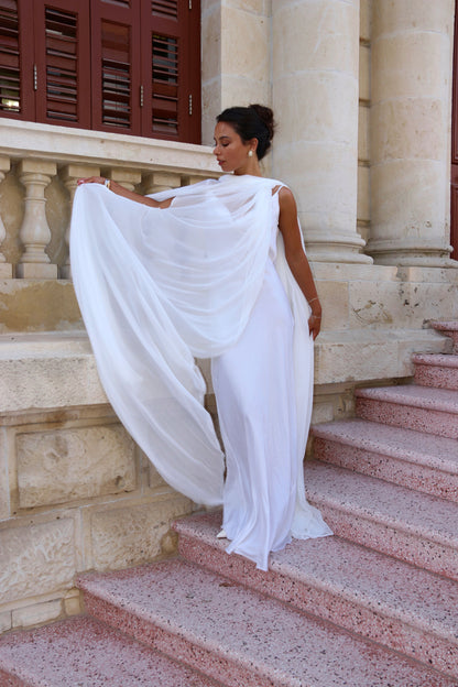 Medusa Cape White